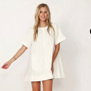 FAB’RIK NWOT WHITE DRESS🤍🤍🤍🤍Excellent Condition 🤍